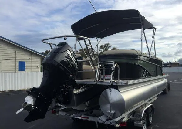 Slide: The Image of Crest LX 200 SLC 2024 - 6