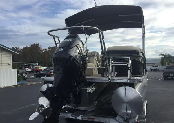 Slide: The Image of Crest LX 200 SLC 2024 - 8