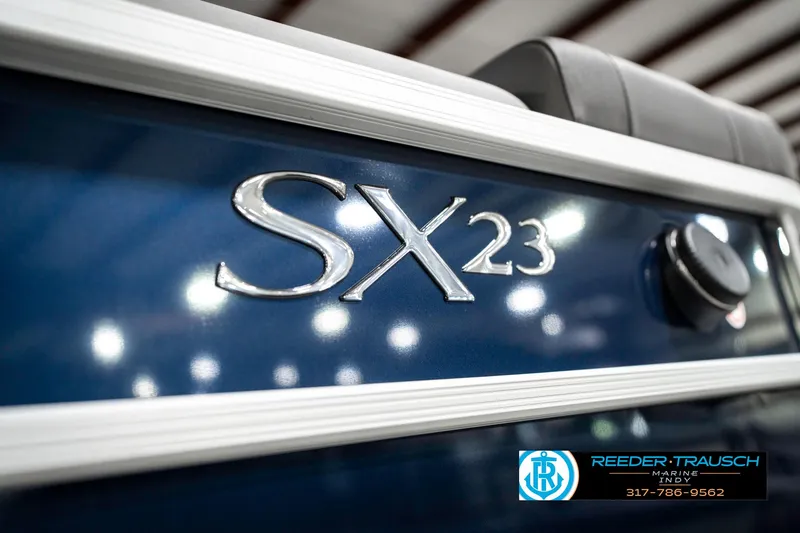 Slide: The Image of Bennington 23 S CRUISE 2025 - 50