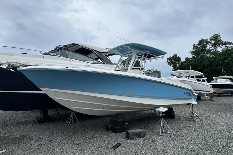 Slide: The Image of Boston Whaler 230 Outrage 2026 - 1