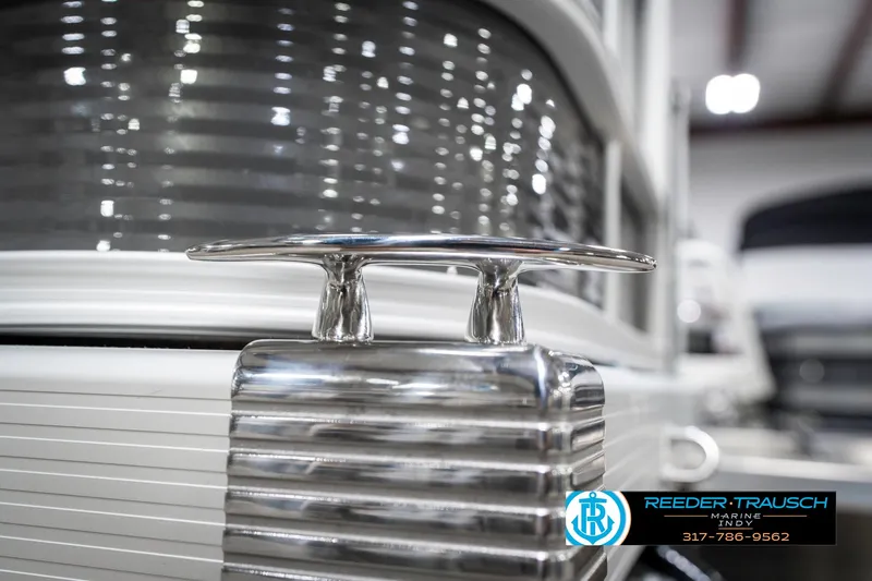 Slide: The Image of Bennington 21 SS 2025 - 54