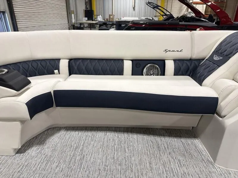 Slide: The Image of Bennington 25QFB-ESP (TC) 2025 - 14