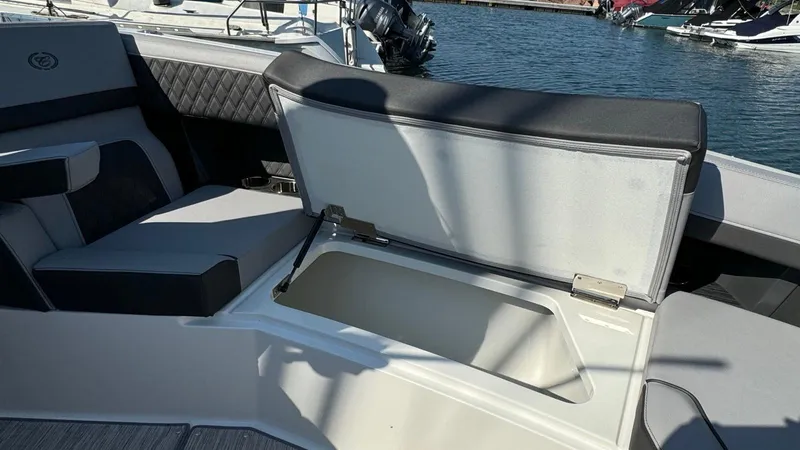 Slide: The Image of Cobalt R33 2023 - 16