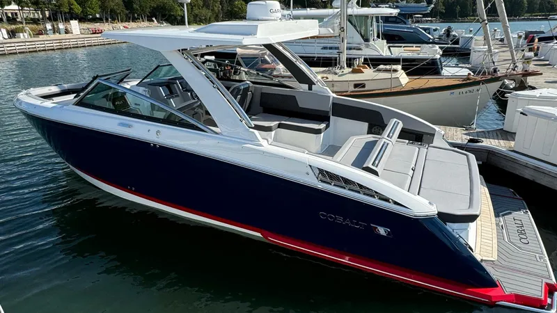 Slide: The Image of Cobalt R33 2023 - 3