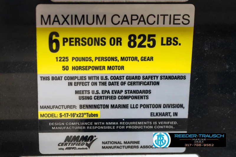 Slide: The Image of Maximum capacity label for 2011 Bennington 17 Sli boat, 6 persons or 825 lbs. - 49