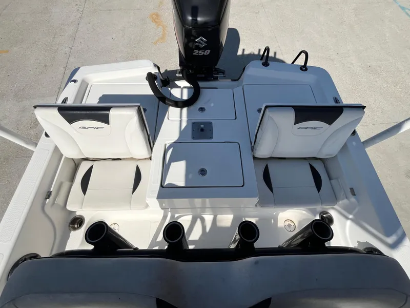 Slide: The Image of 2015 Epic 22 SC Center Console Bay Boat with seating and motor, top view. - 11