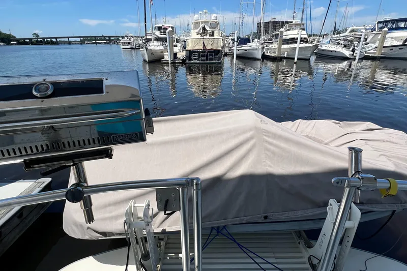 Slide: The Image of 2007 Great Harbour N47 yacht docked in a marina with other boats. - 20