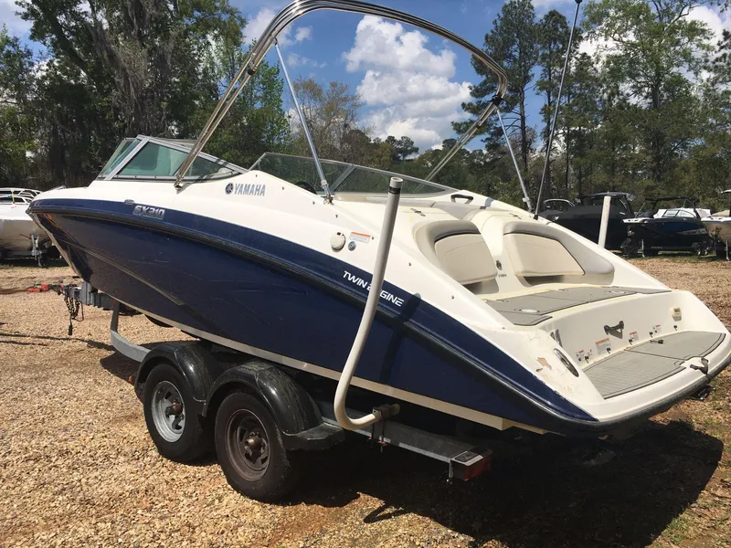 Slide: The Image of Yamaha SX210 2012 - 2