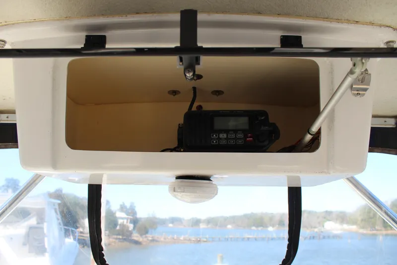 Slide: The Image of Sea Boss 210 Walkaround 2004 - 14