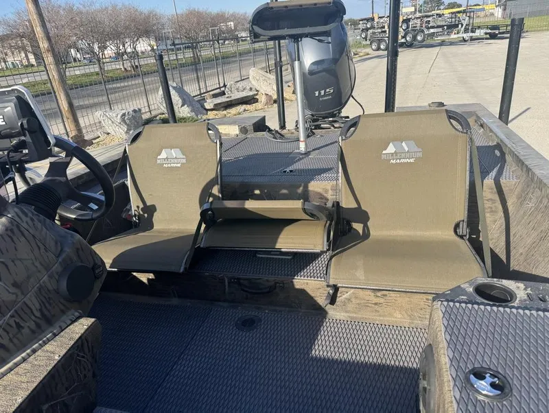 Slide: The Image of 2018 G3 Sportsman 18 Camo boat with Millennium Marine seats and Yamaha 115 engine. - 9