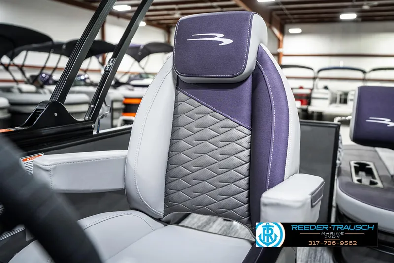 Slide: The Image of 2025 Bennington 21 SSB boat seat with modern design and quilted upholstery. - 41
