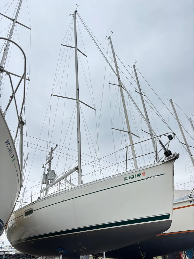 Slide: The Image of Beneteau Oceanis 352 1999 - 10