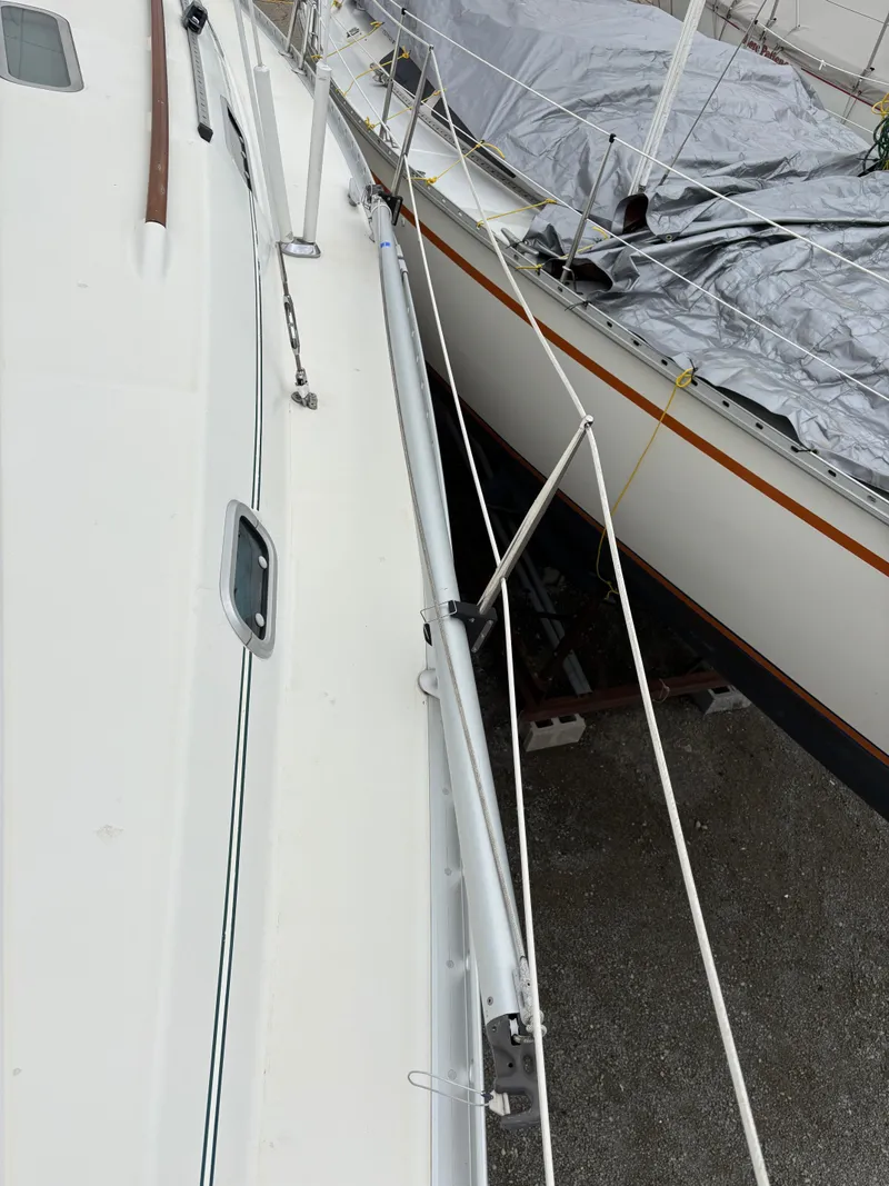 Slide: The Image of Beneteau Oceanis 352 1999 - 20