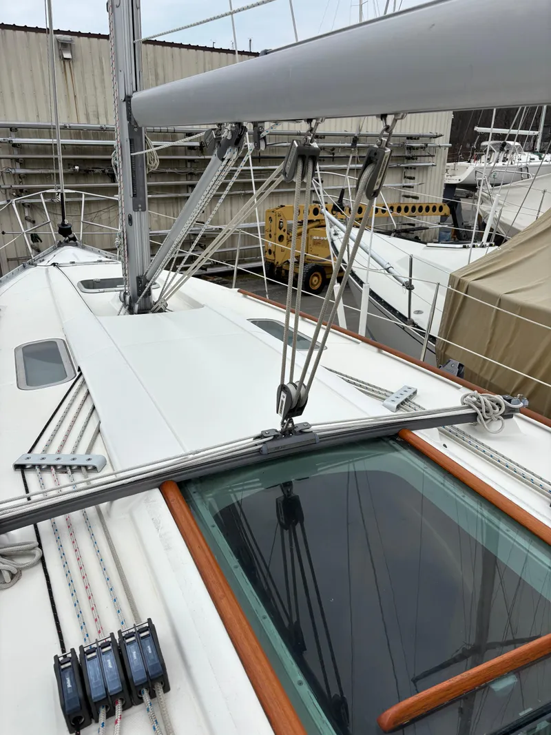 Slide: The Image of Beneteau Oceanis 352 1999 - 27