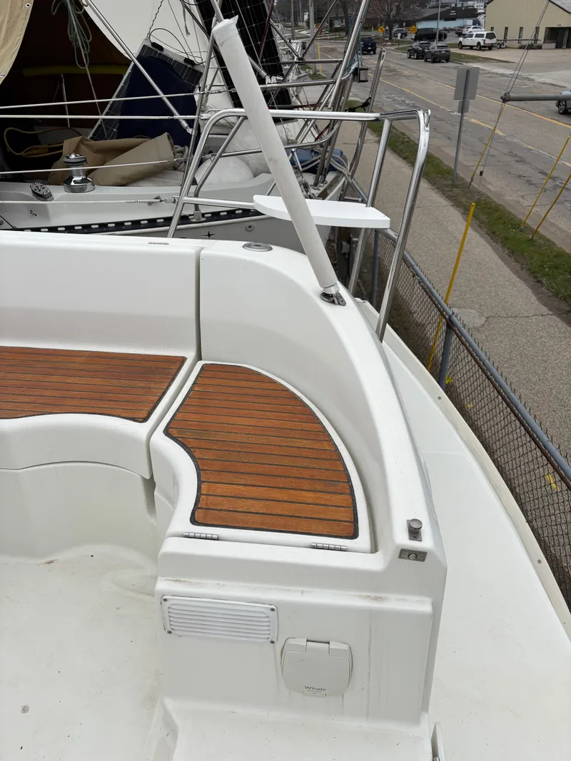 Slide: The Image of Beneteau Oceanis 352 1999 - 30