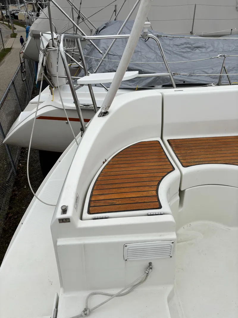 Slide: The Image of Beneteau Oceanis 352 1999 - 31