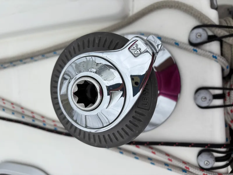 Slide: The Image of Beneteau Oceanis 352 1999 - 49