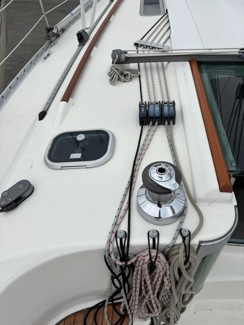 Slide: The Image of Beneteau Oceanis 352 1999 - 51