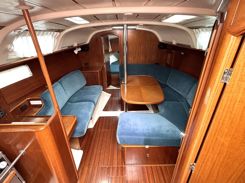 Slide: The Image of Beneteau Oceanis 352 1999 - 56