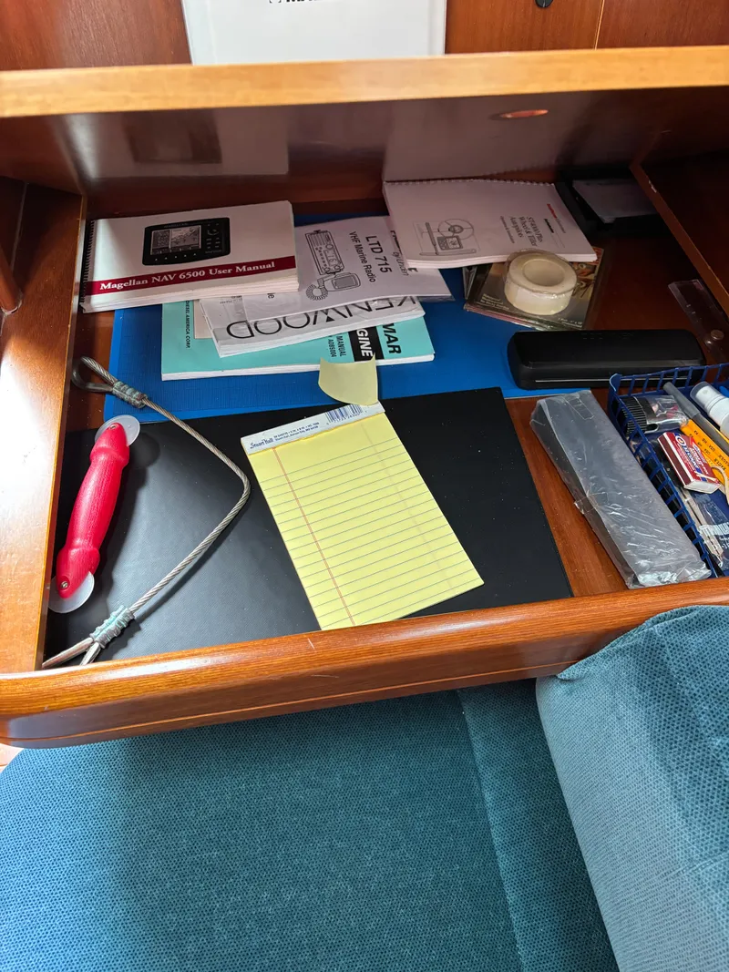 Slide: The Image of Beneteau Oceanis 352 1999 - 68