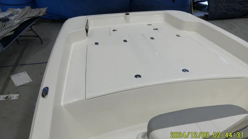 Slide: The Image of Mako Pro Skiff 17 CC 2025 - 1