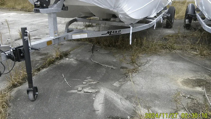 Slide: The Image of Mako Pro Skiff 17 CC 2025 - 25