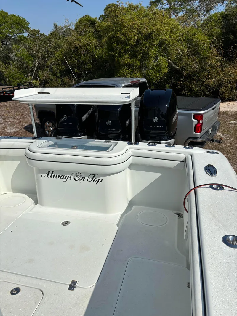 Slide: The Image of Yellowfin Boats, Contender Boats, SeaVee Boats, Regulator Boats, SeaHunter Boats, Invincible Boats, Pair Marine, Southport, REV Yacht Sales - 18