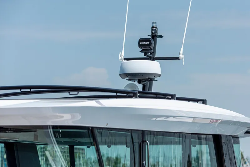 Slide: The Image of Axopar 45 Cross Cabin 2023 - 13