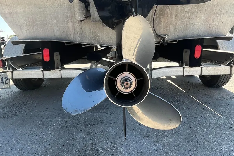Slide: The Image of Propeller of 1991 Scully's 18ft Aluminium Walk Thru boat on trailer. - 16