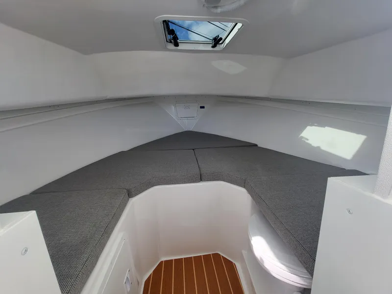 Slide: The Image of Steiger Craft 255 DV MIAMI 2025 - 56