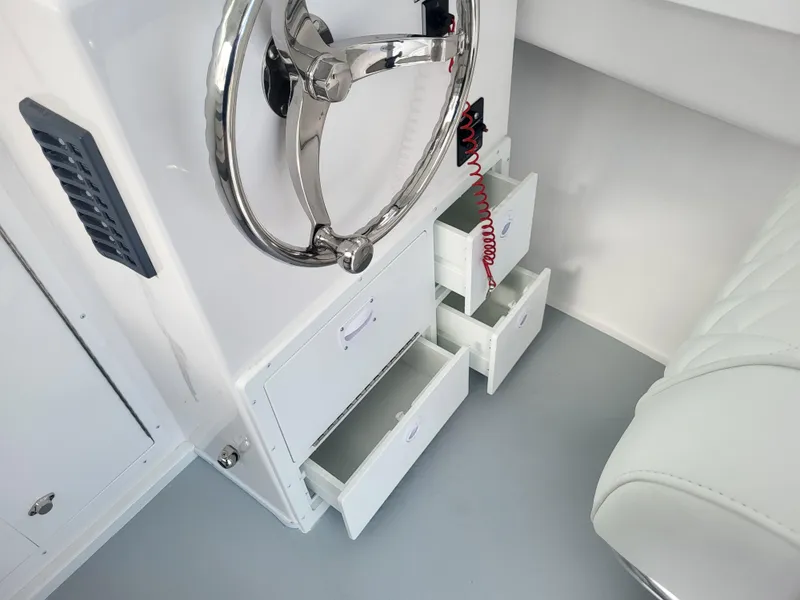 Slide: The Image of Steiger Craft 255 DV MIAMI 2025 - 83