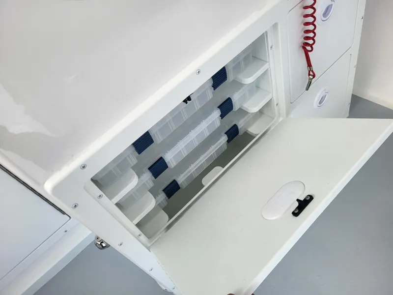 Slide: The Image of Steiger Craft 255 DV MIAMI 2025 - 84