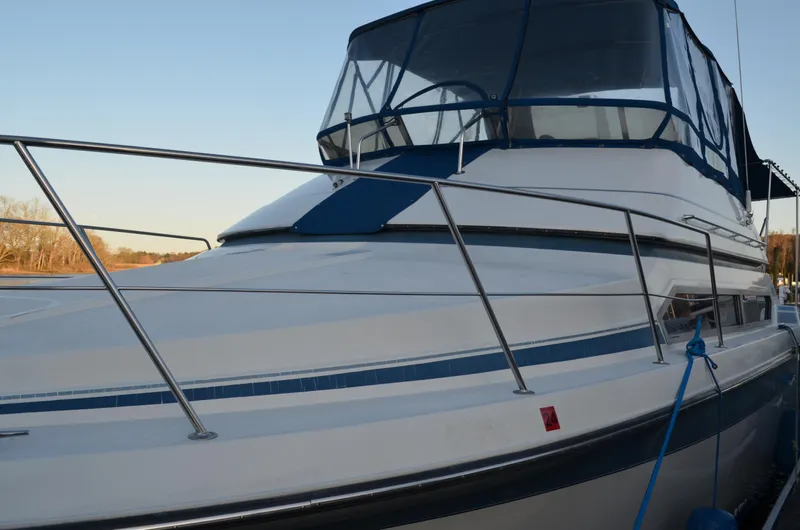 Slide: The Image of Carver Santego 38 1989 - 16