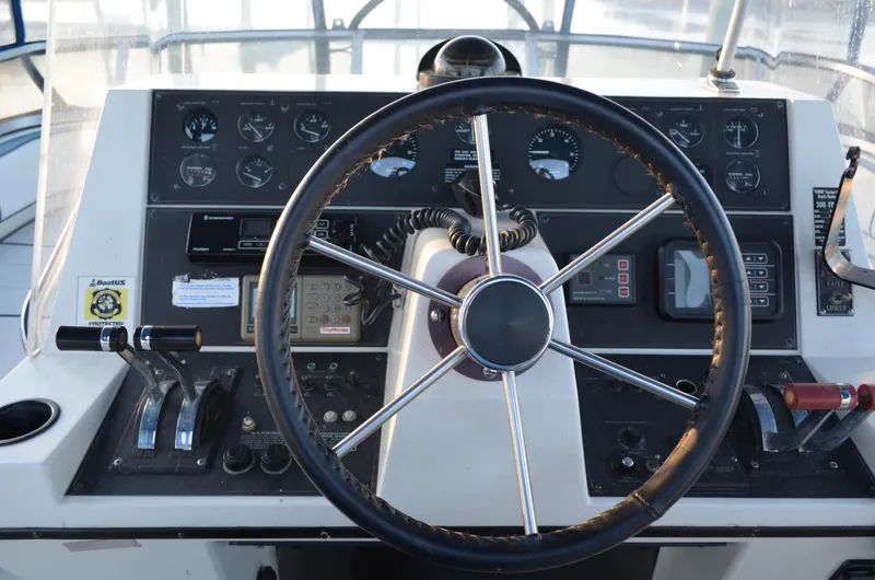 Slide: The Image of Carver Santego 38 1989 - 29