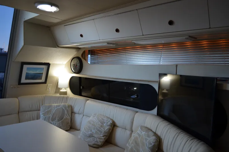 Slide: The Image of Carver Santego 38 1989 - 50