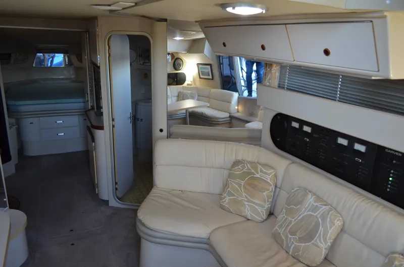 Slide: The Image of Carver Santego 38 1989 - 55