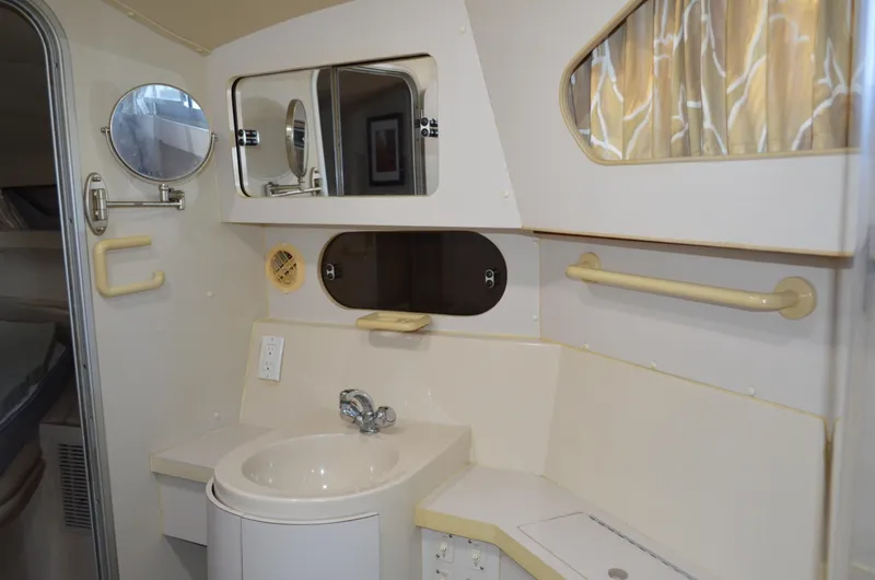 Slide: The Image of Carver Santego 38 1989 - 62