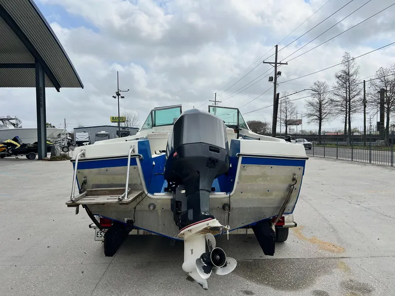 Slide: The Image of Grady-White 19 1979 - 7