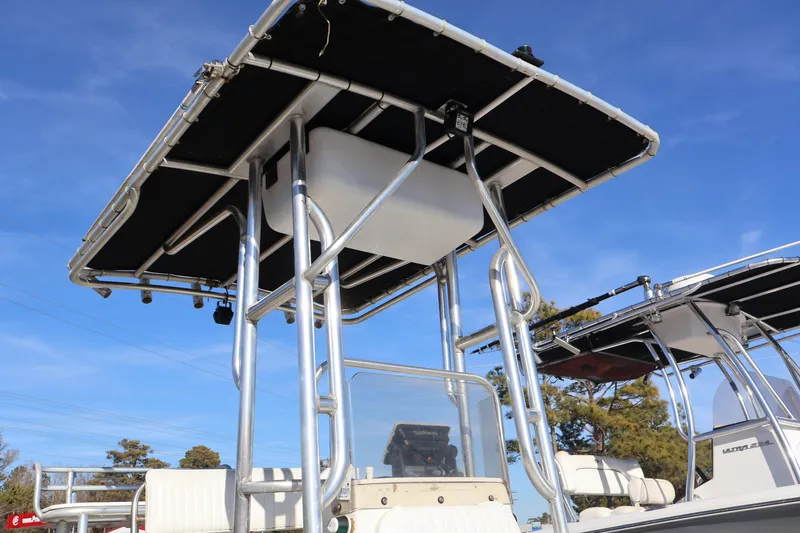 Slide: The Image of Carolina 1980 DLX w/ 2024 DF90ATLW5 (2HRS) 2003 - 11