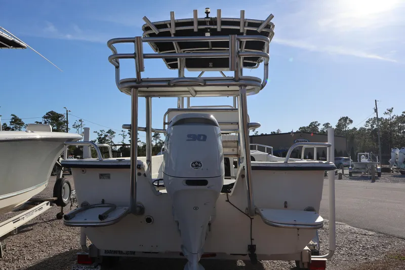 Slide: The Image of Carolina 1980 DLX w/ 2024 DF90ATLW5 (2HRS) 2003 - 5