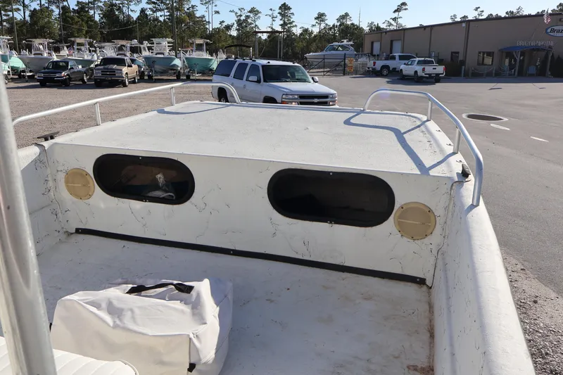 Slide: The Image of Carolina 1980 DLX w/ 2024 DF90ATLW5 (2HRS) 2003 - 9