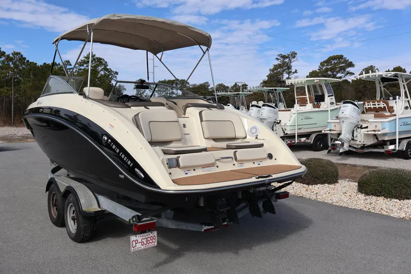 Slide: The Image of Yamaha YAMAHA 242 LIMITED 2014 - 6