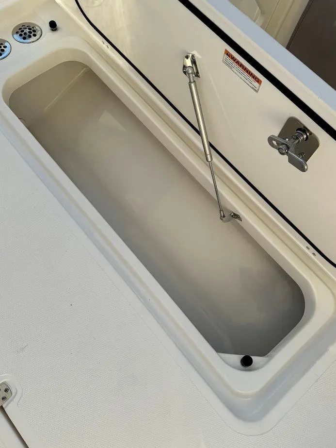 Slide: The Image of Pursuit S 358 Sport 2024 - 55