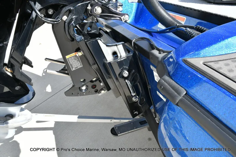 Slide: The Image of 2023 Nitro Z18 Pro boat engine mount detail, featuring a 175 Pro-XS motor. - 22