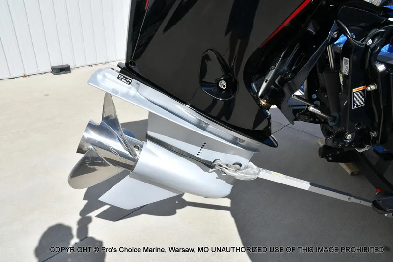 Slide: The Image of 2023 Nitro Z18 Pro w/175 Pro-XS boat motor and propeller close-up. - 23