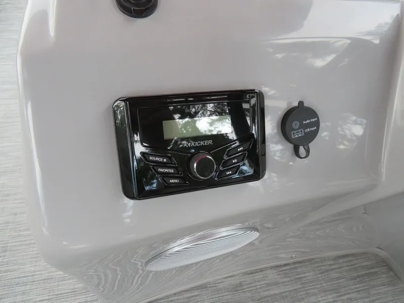 Slide: The Image of 2021 Bennington 20SLV audio system with Kicker stereo and USB input. - 17