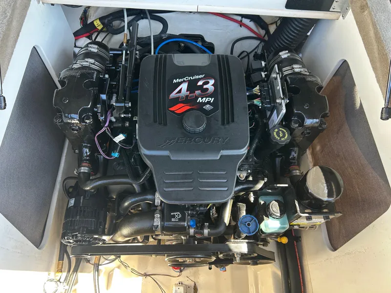 Slide: The Image of Engine compartment of a 2005 Sea Ray 200SP with MerCruiser 4.3 MPI engine. - 16