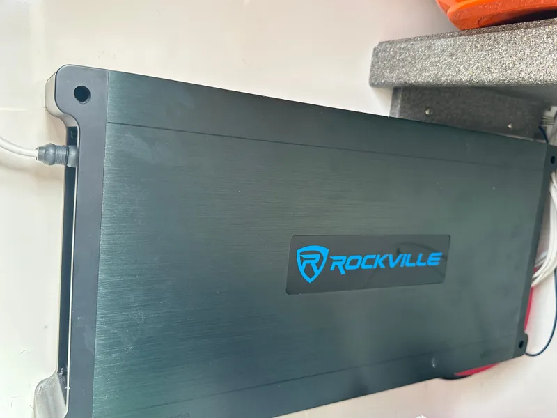 Slide: The Image of Regal Commodore 4260 2005 - 51