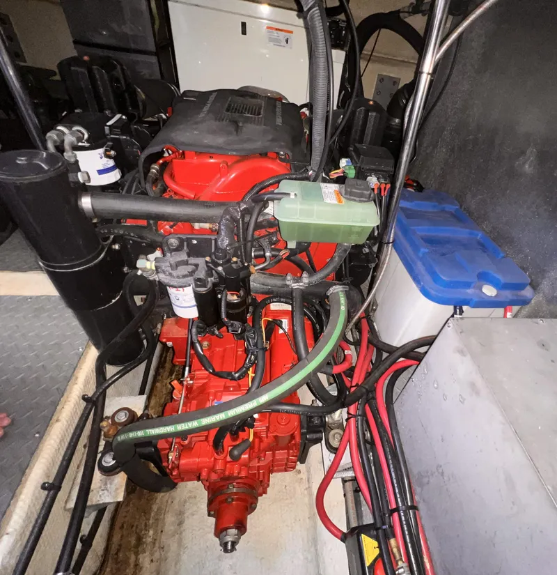 Slide: The Image of Regal Commodore 4260 2005 - 54