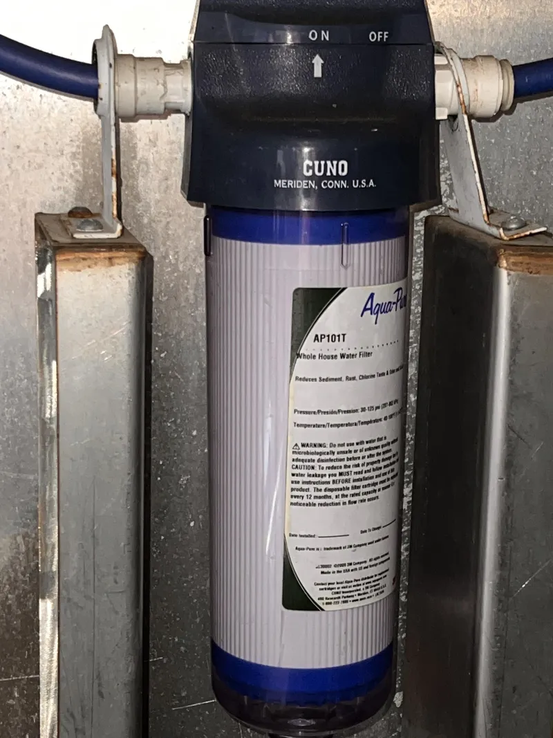 Slide: The Image of Regal Commodore 4260 2005 - 62